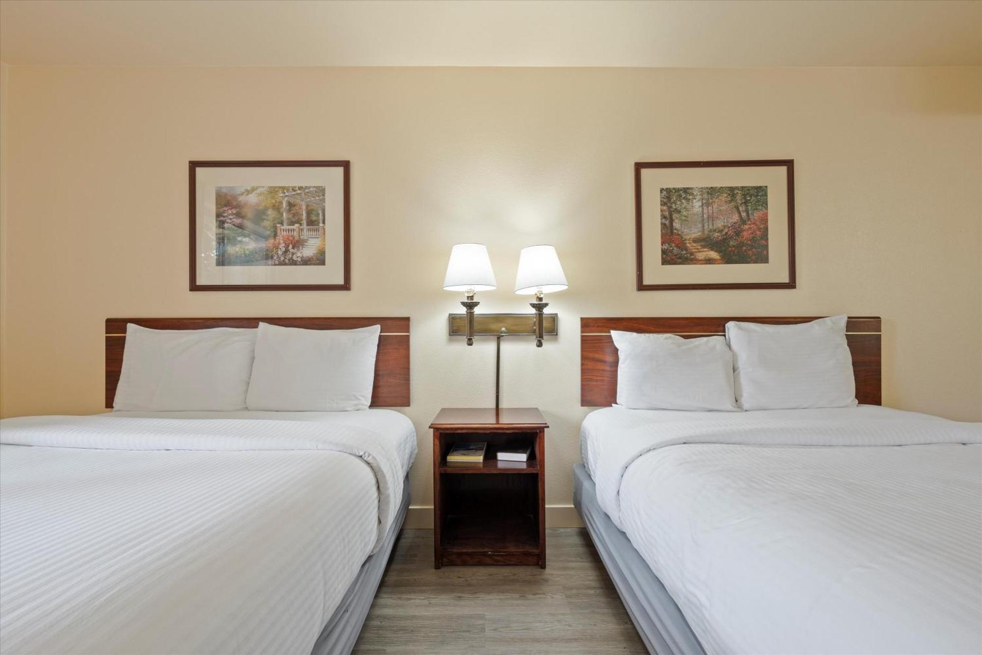 Quincy Inn And Suites Экстерьер фото