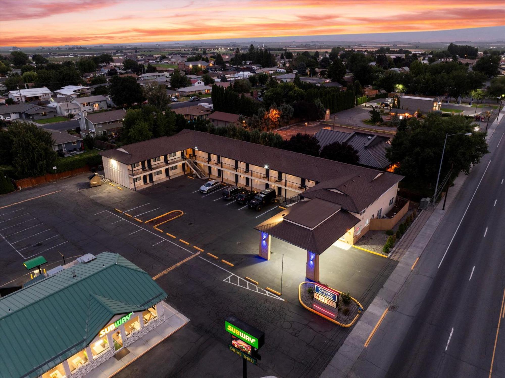 Quincy Inn And Suites Экстерьер фото